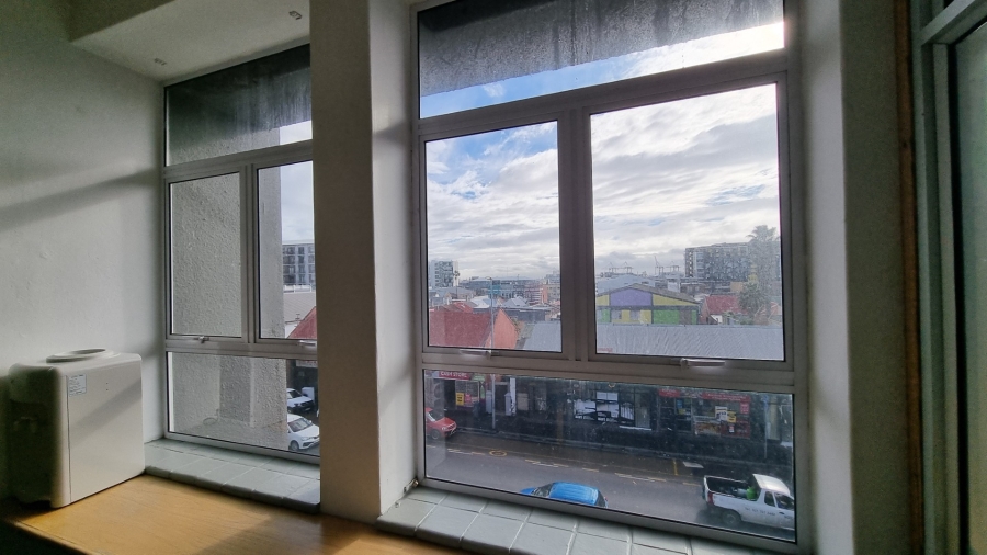 To Let Commercial Property for Rent in Woodstock Western Cape